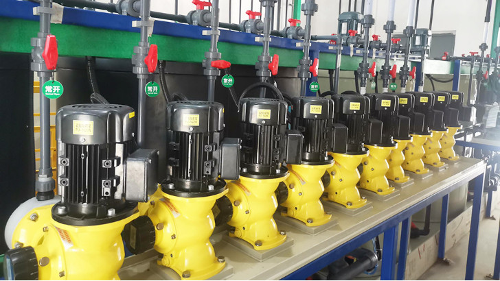 污水處理設(shè)備中耐酸堿臥式離心泵啟動注意事項(xiàng)