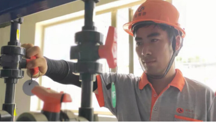 高溫下的環保人，天氣很熱，你們卻很美